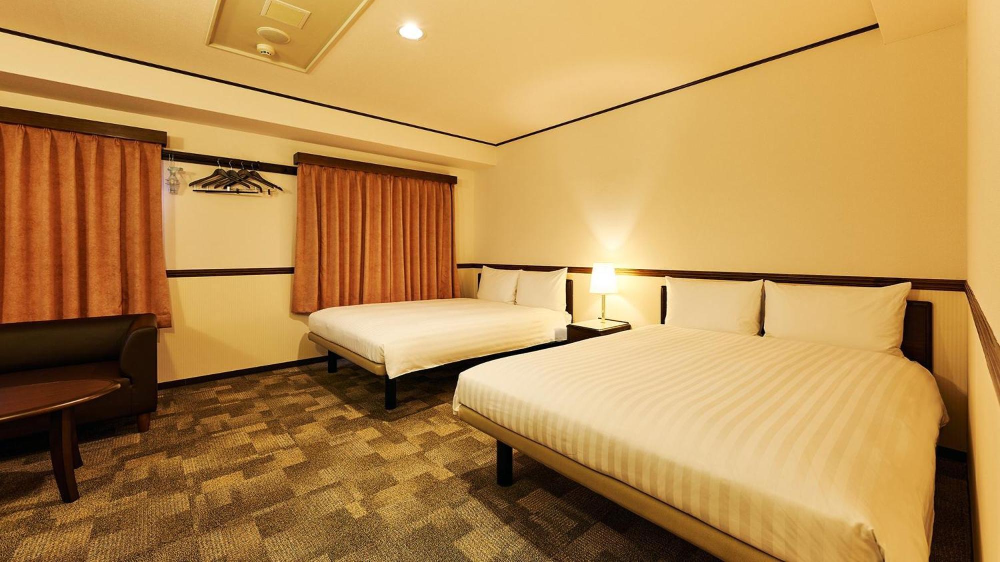 Toyoko Inn Osaka Itami Airport Tojonaka Szoba fotó