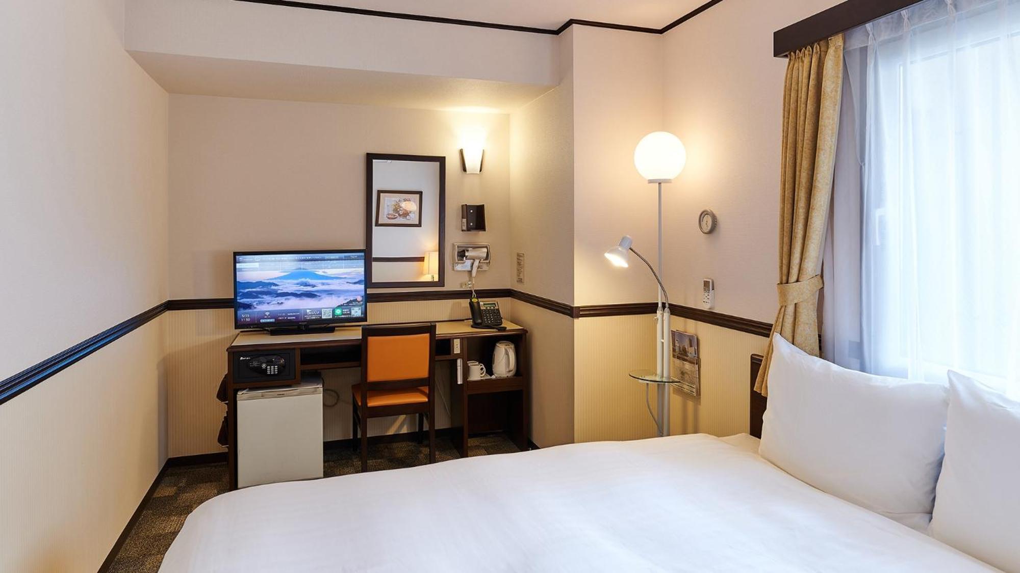 Toyoko Inn Osaka Itami Airport Tojonaka Szoba fotó